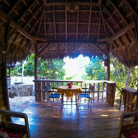 Utopia Rote Lodge Nembrala Luaran gambar