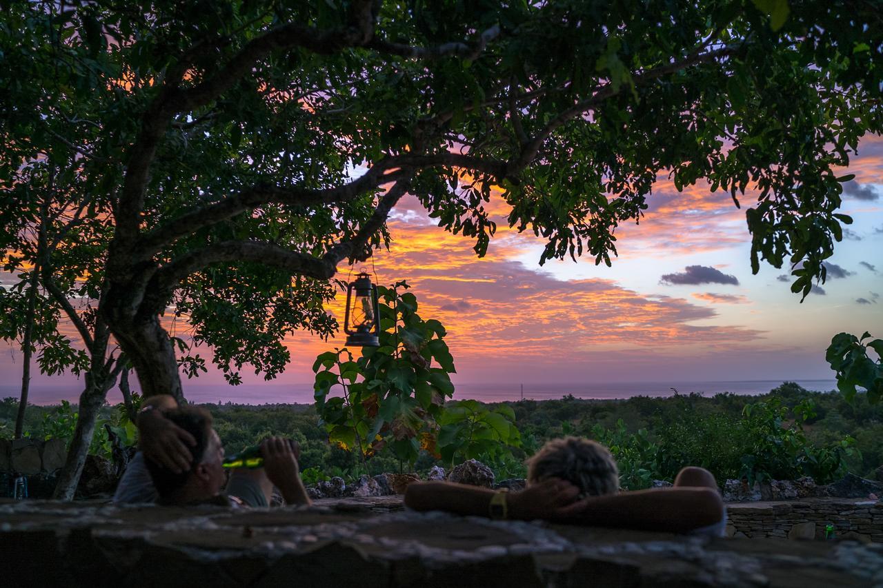 Utopia Rote Lodge Nembrala Luaran gambar