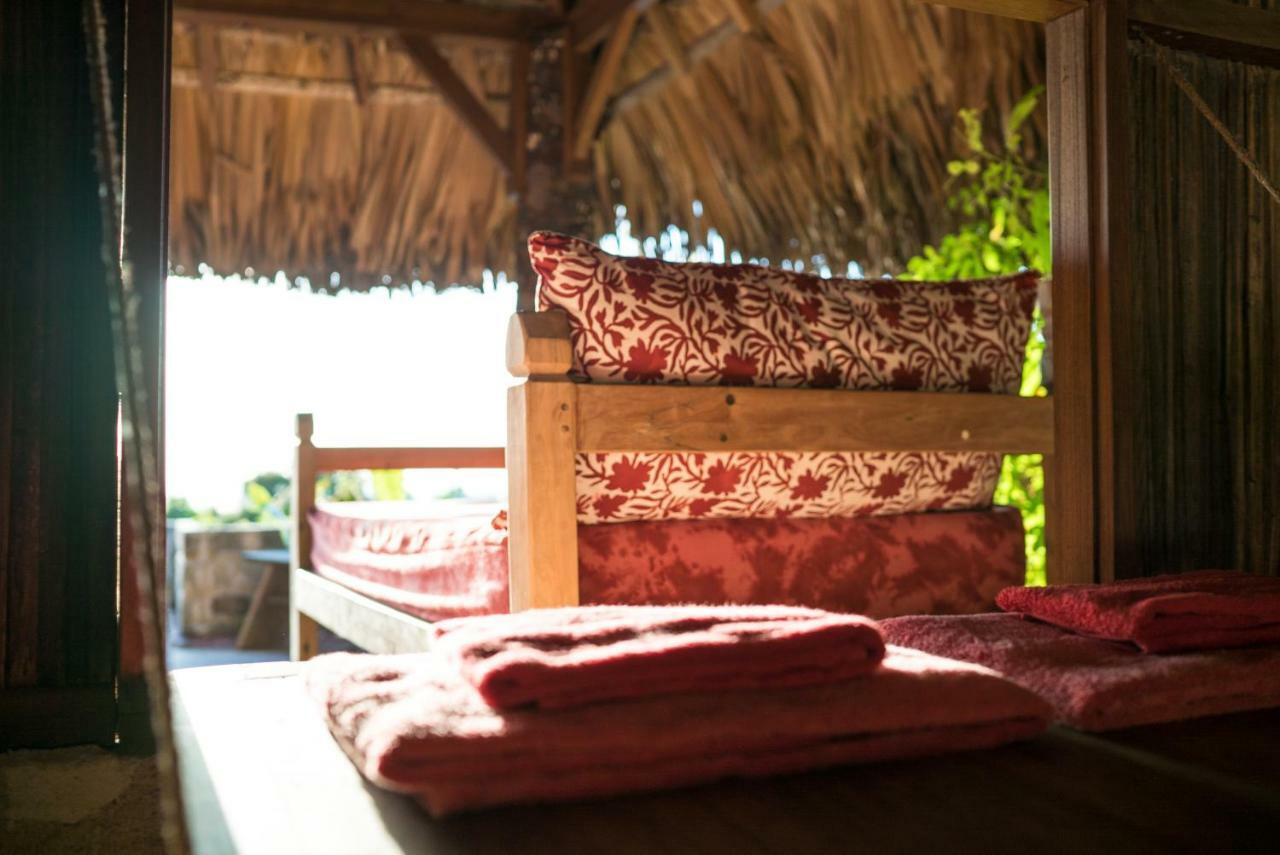 Utopia Rote Lodge Nembrala Luaran gambar